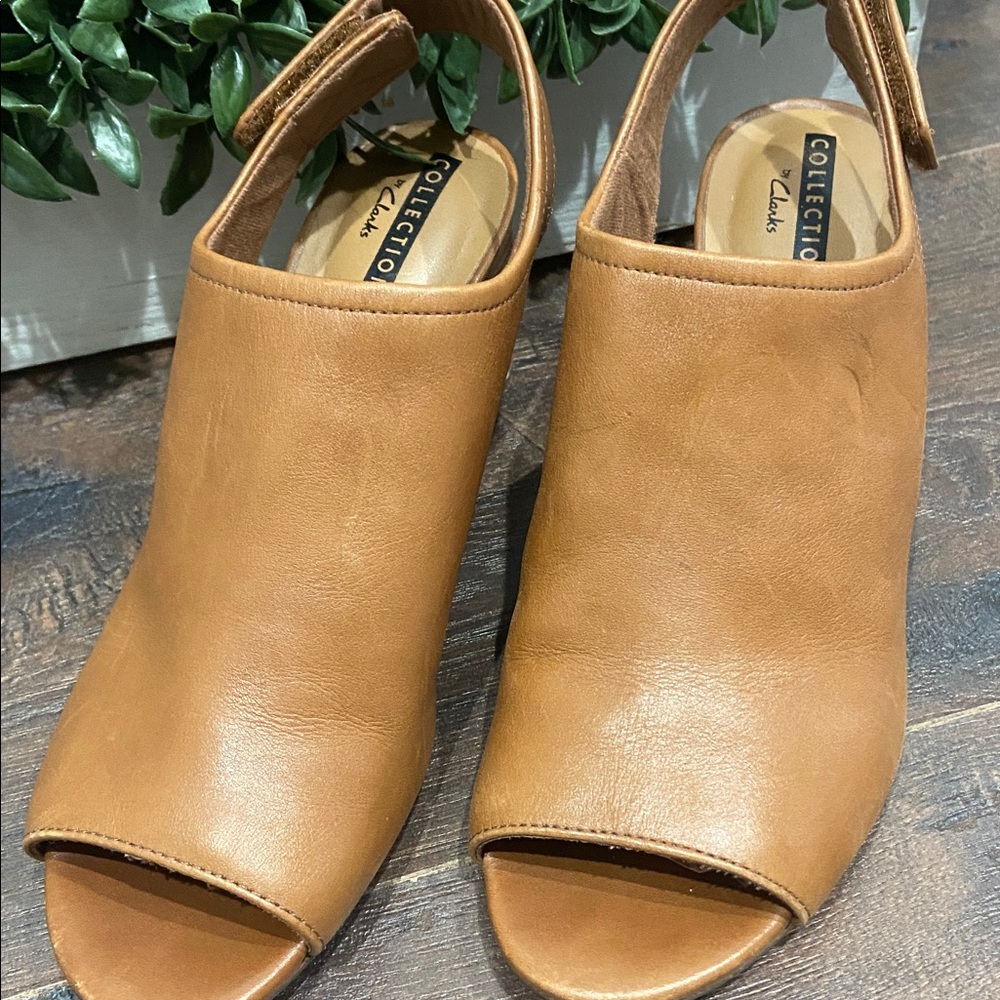 Clarks Women's Deva Jayleen Pump Size 7 NWT - Picture 6 of 10